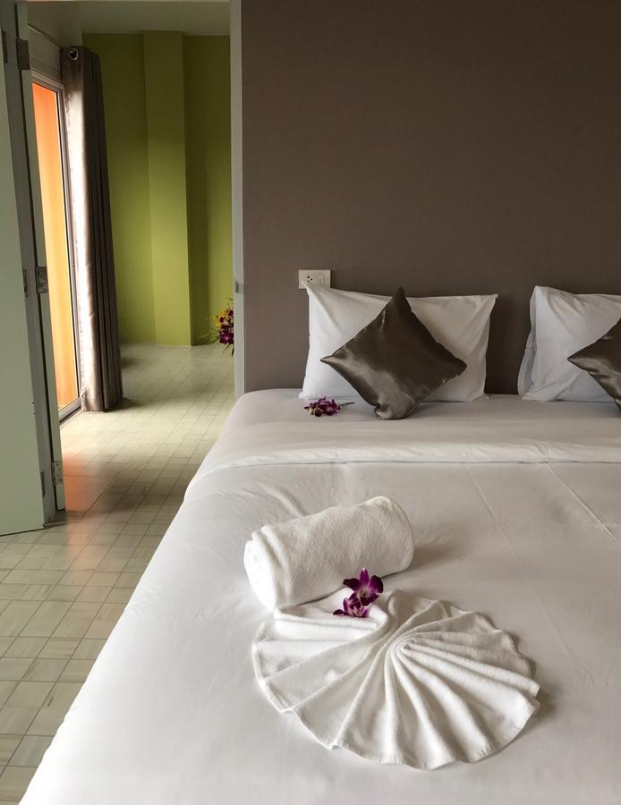 Khao Lak Good View Hotel Exterior foto